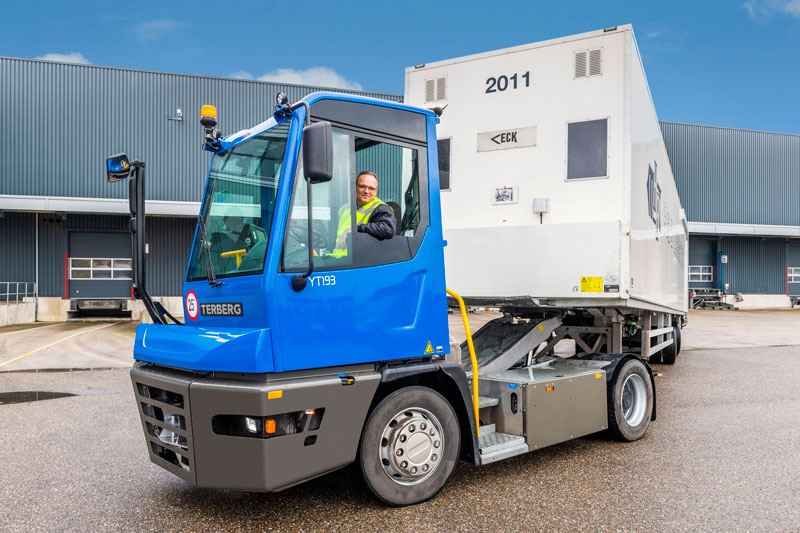 H&amp;B Logistics operators enthusiastic about new Terberg YT193